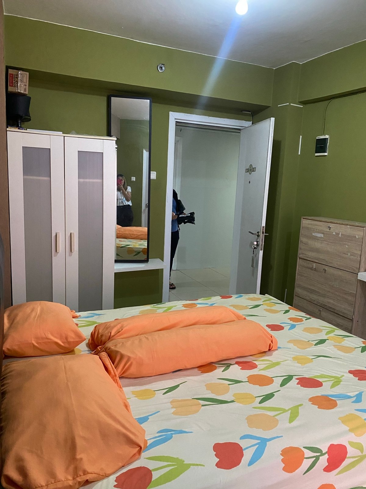 The green pramuka city apartement studio furnish per tahun - 6