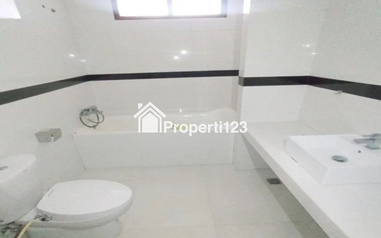 RUMAH MEWAH DALAM PERUMAHAN ELITE DI SELATAN PASAR REJODANI PALAGAN - 7