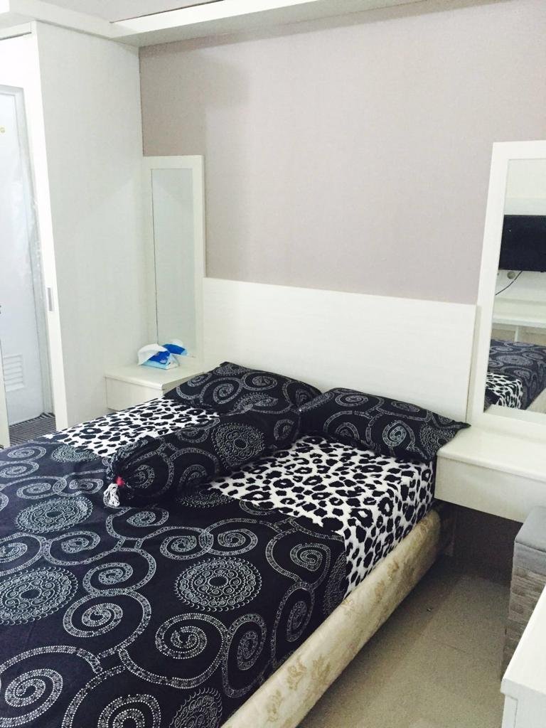 The green pramuka city apartement studio furnish per bulan. - 4