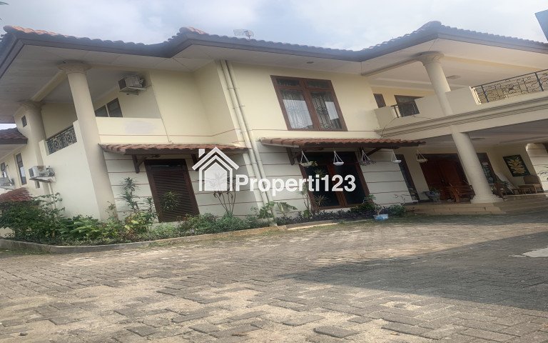 Di Jual Rumah Lokasi Di jalan Ceger Cipayung Jakarta Timur - 1