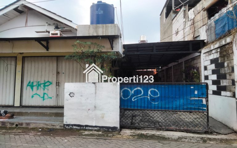 DI JUAL LOKASI STRATEGIS => 2 KONTRAKKAN & 1 RUKO - 7