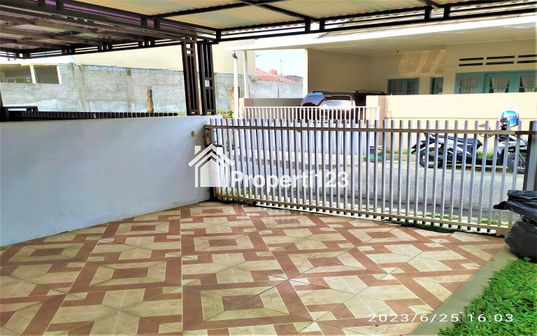 Rumah di Arcamanik Luas Strategis Akses Bagus Dijual Karena Pindah Tugas - 2