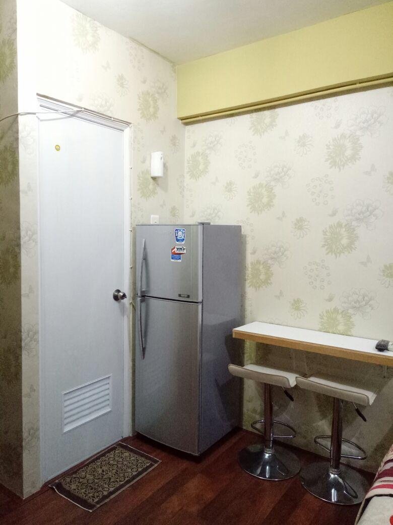 The green pramuka city apartement studio furnish per bulan - 4