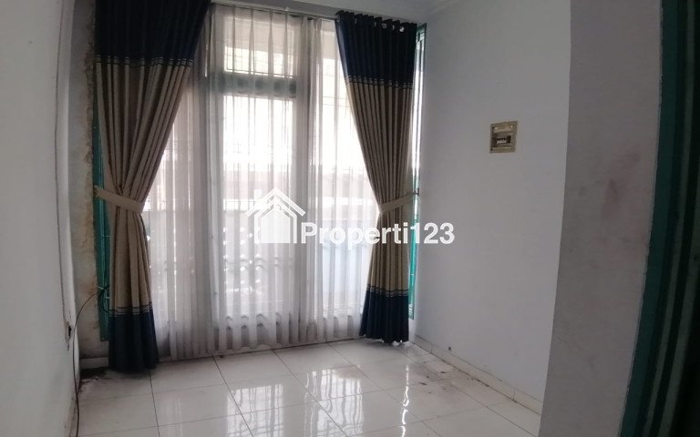 Rumah Siap Huni di Tomang Jakarta Barat - 8