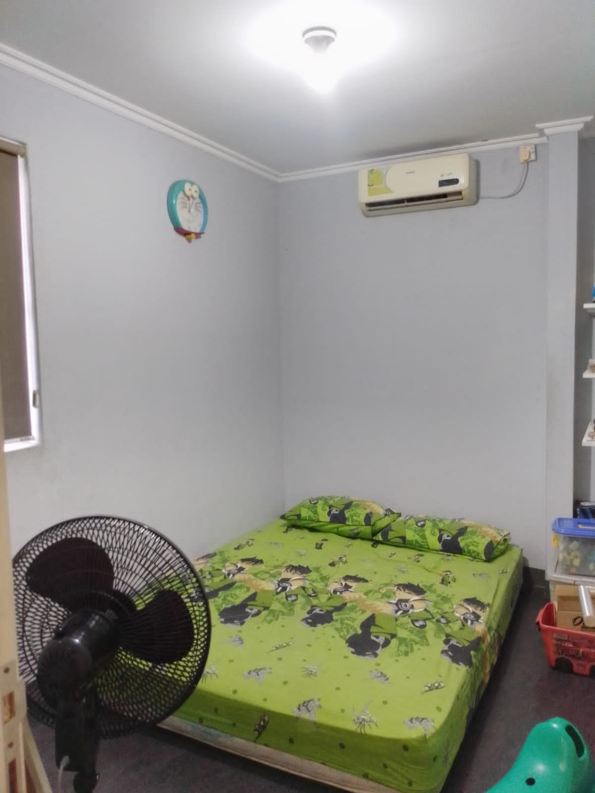 Dijual Rumah Lokasi Strategis di Mediterania Regency Cikunir - 15