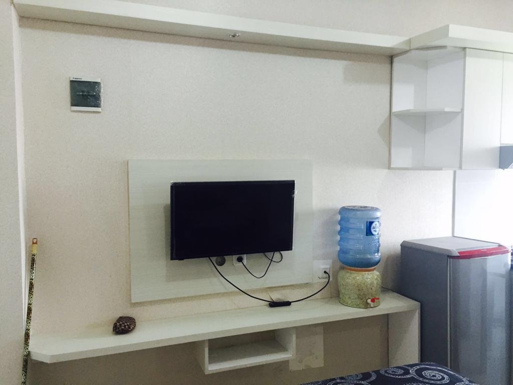 Apartment the green pramuka city studio furnish tower Pino - 4