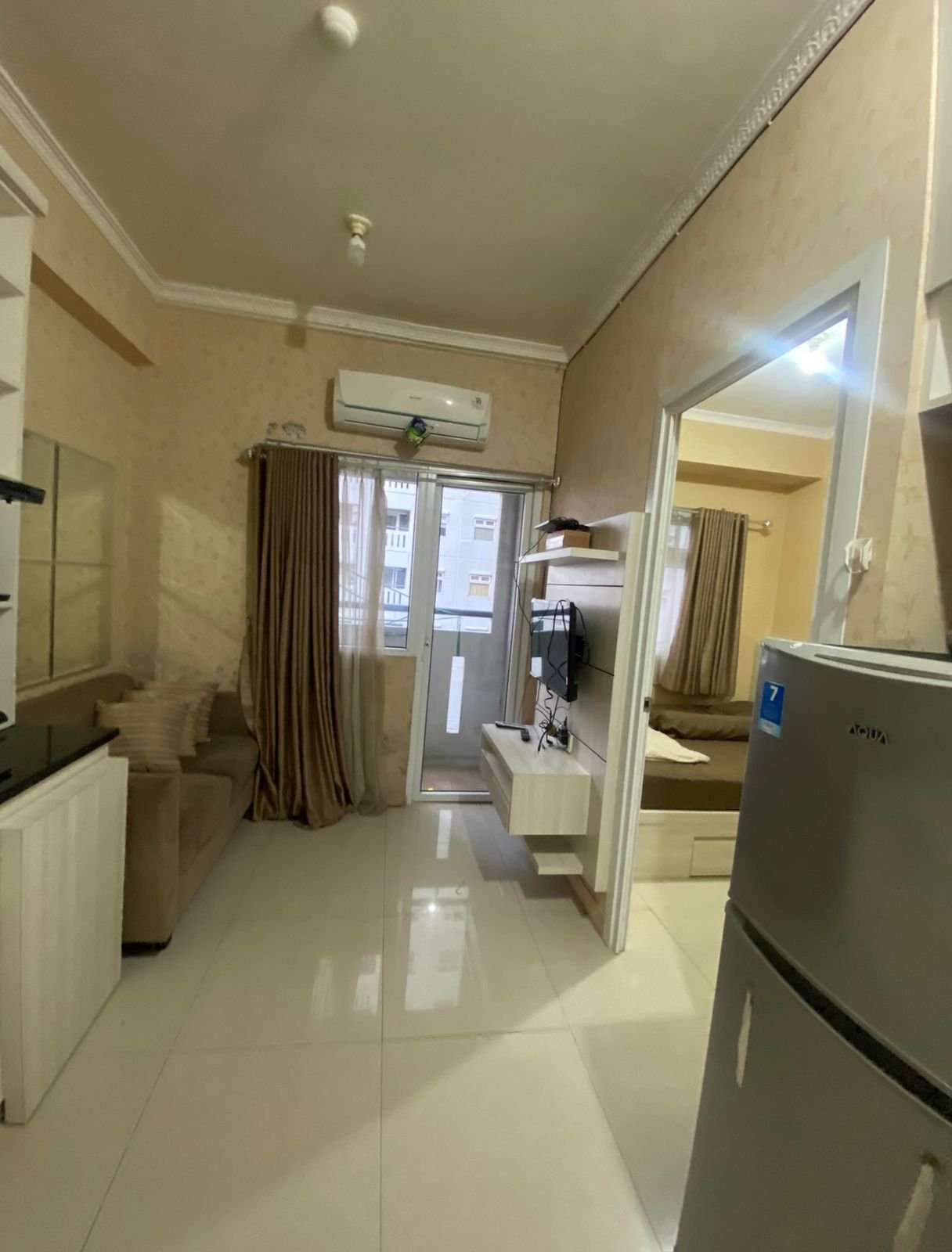 The green pramuka city 2 kamar furnish sewa per Bulan - 2