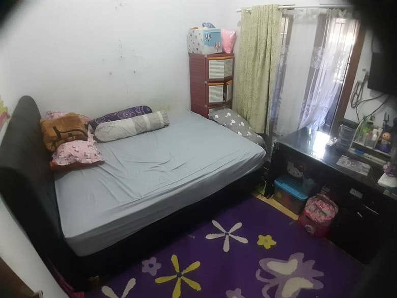 Rumah Murah Siap Huni dan lokasi strategis dengan LB 45 m, LT 72 m, serta bersertifikat SHM - 32