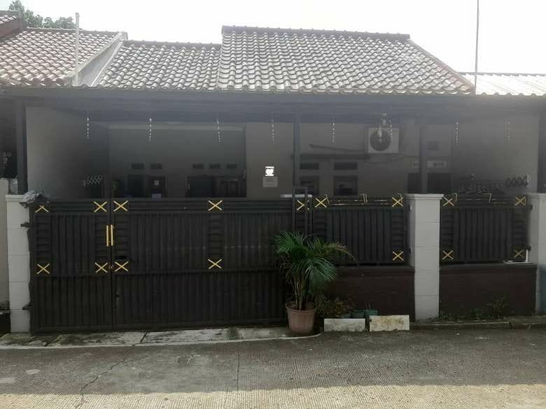 Rumah Murah Siap Huni dan lokasi strategis dengan LB 45 m, LT 72 m, serta bersertifikat SHM - 14