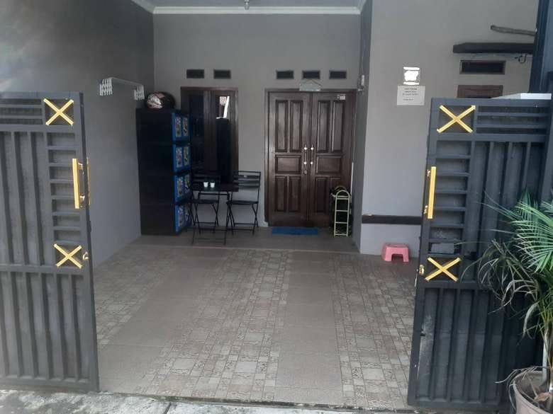 Rumah Murah Siap Huni dan lokasi strategis dengan LB 45 m, LT 72 m, serta bersertifikat SHM - 20