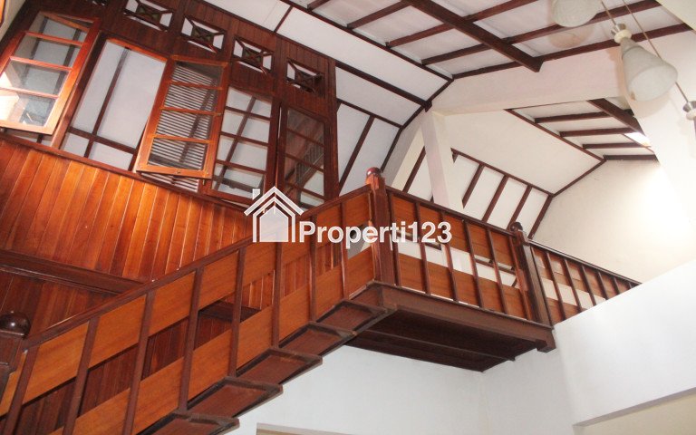 Dijual Rumah Nyaman dekat Tol Banyumanik, Semarang - 2