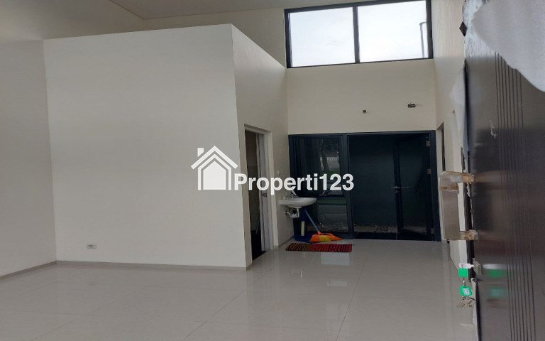 Sewa rumah minimalist Golden Park 3, BSD (Dekat statiun Cisauk & Aeon Mall) - Sudah Disewa - 1