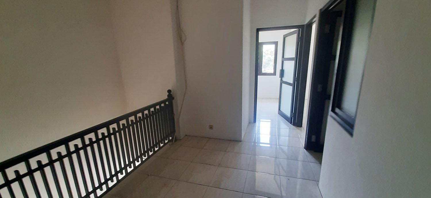 KOST-KOSTAN EKSLUSIF 8 KAMAR MAIN ROAD CIGADUNG BANDUNG - 24