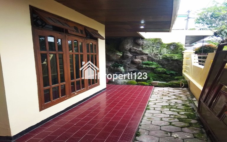 RUMAH MURAH 2 LANTAI DI MANGLIAWAN DEKAT GERBANG TOL PAKIS - 1