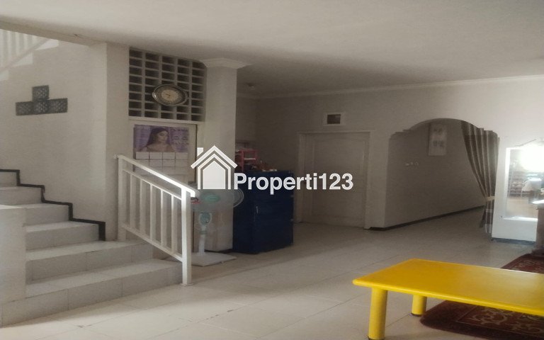 TURUN HARGA - RUMAH 2 LANTAI FURNISHED SIAP HUNI TUNGGULWULUNG - 3