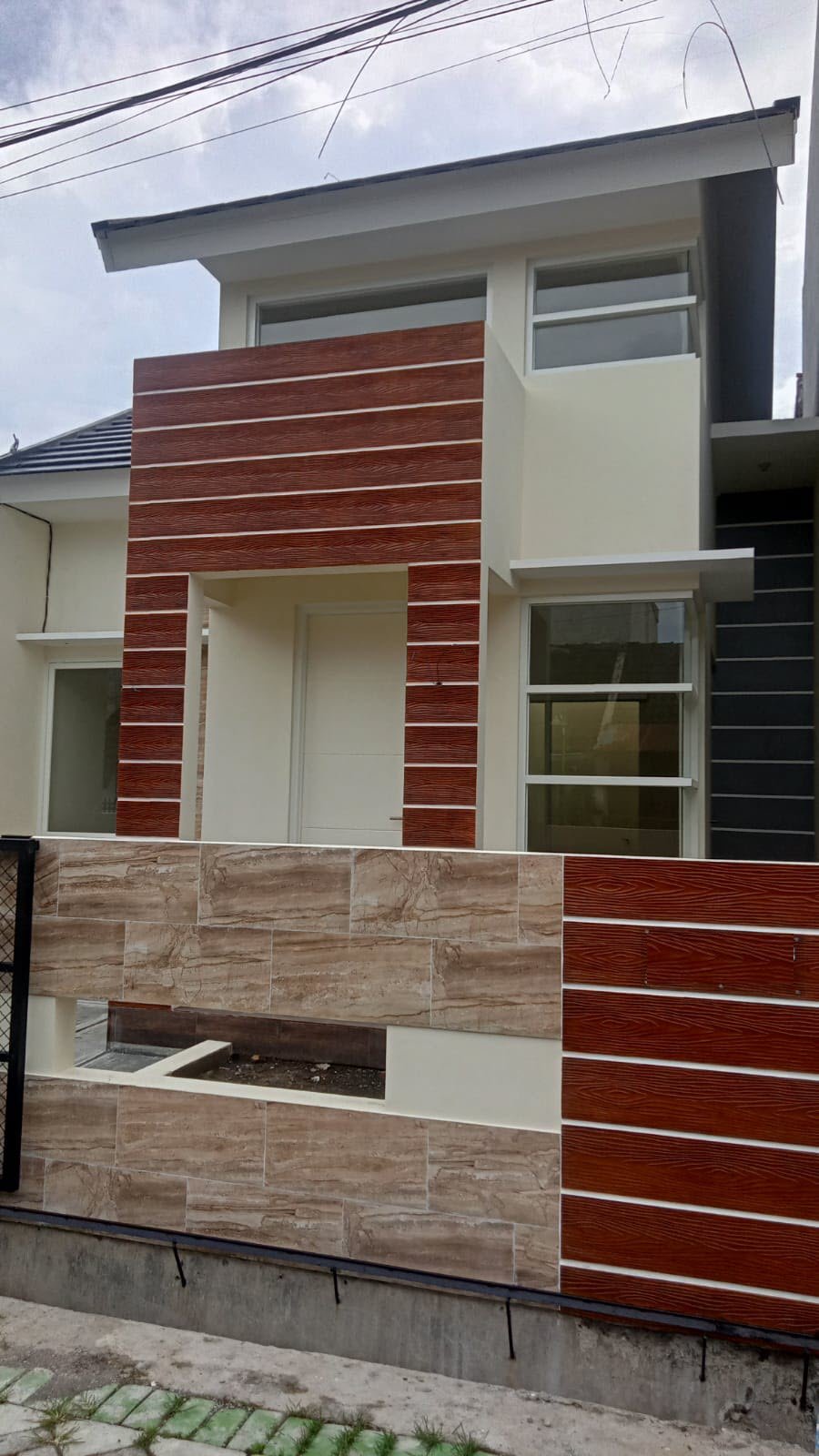 RUMAH BANGUNAN BARU DI SAWOJAJAR II - 6