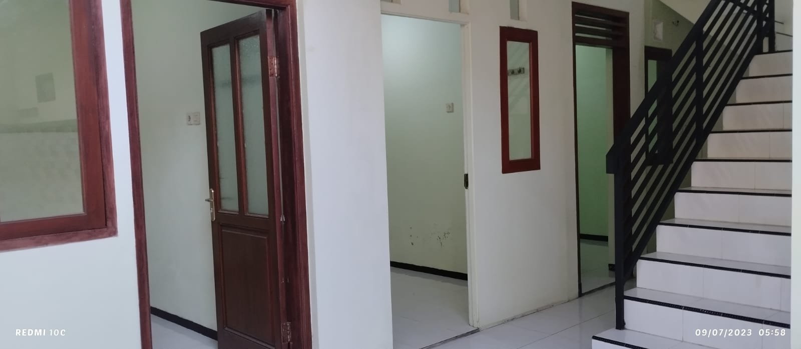 RUMAHNYA UNIK ! DIJUAL MURAH DI KAWASAN TASIKMADU MALANG - 14