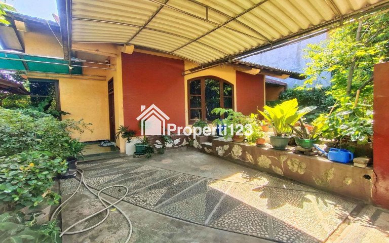 RUMAH MURAH LUAS 397  DI GAYUNG KEBONSARI GAYUNGSARI SURABAYA - 2