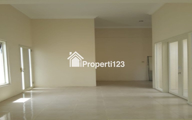 RUMAH MURAH LUAS 158 DI SURYA RESIDENCE BUDURAN BY JAYALAND - 4