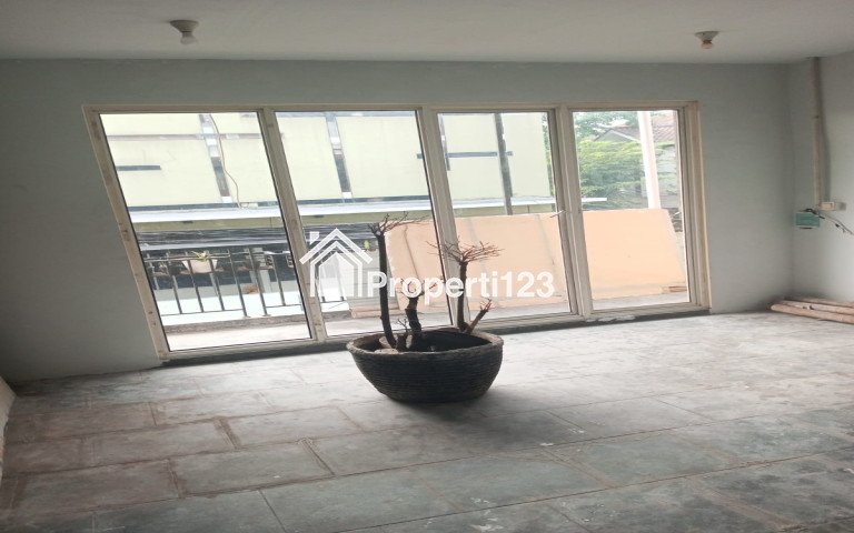 Sewa Rumah / Kios / Lahan / Ruko / Tempat Usaha - 4