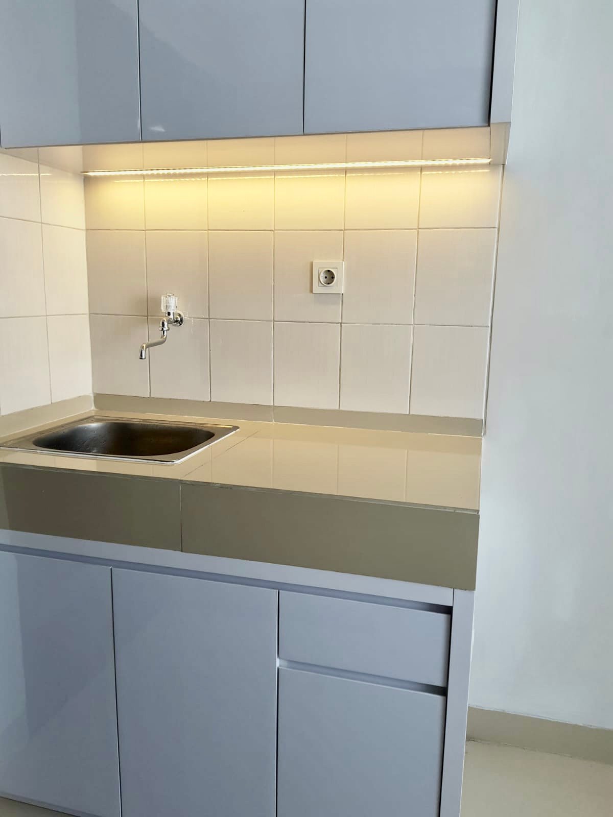 Disewakan Furnished Studio Apartemen Monroe Jababeka Cikarang Tangan Pertama - 10