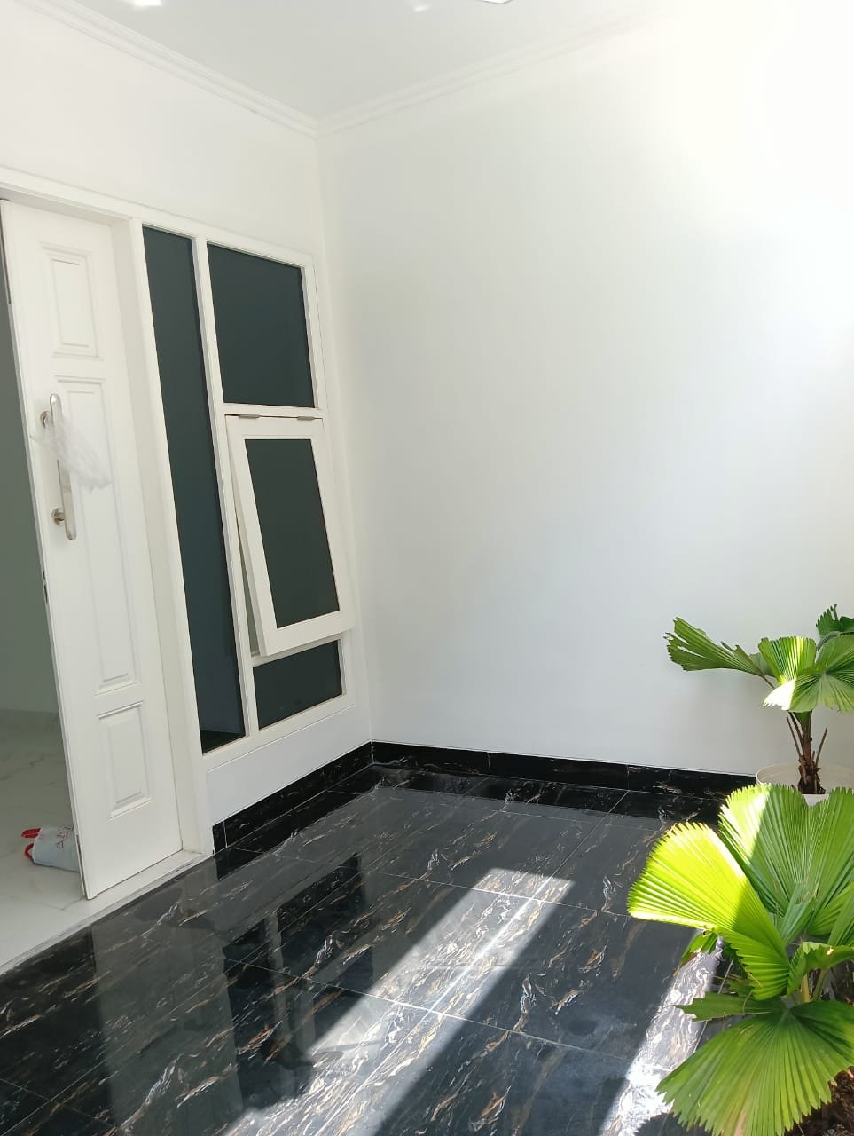 Dijual Rumah 2 Lantai Siap Huni Di Jagakarsa - 2