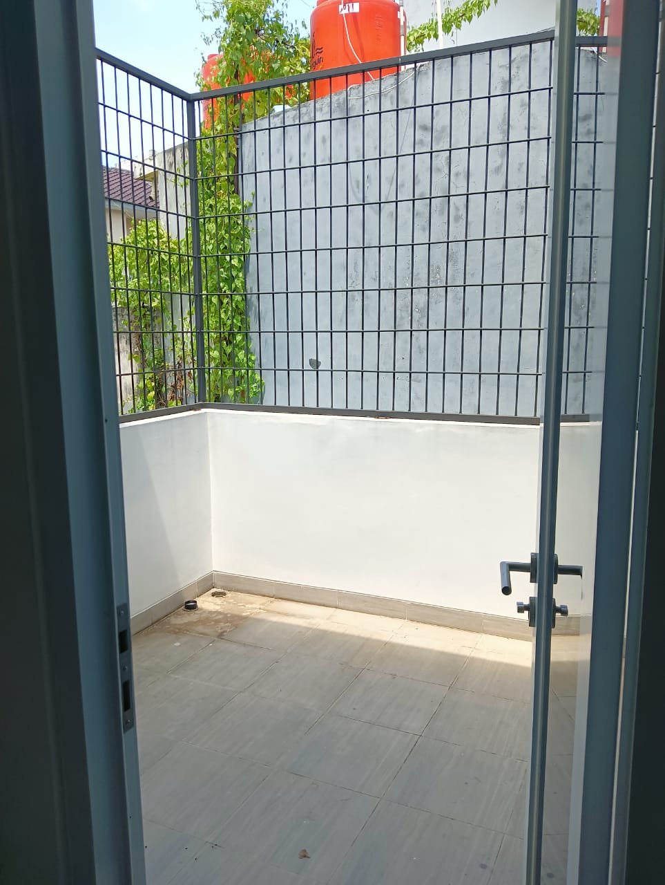 Dijual Rumah 2 Lantai Siap Huni Di Jagakarsa - 8