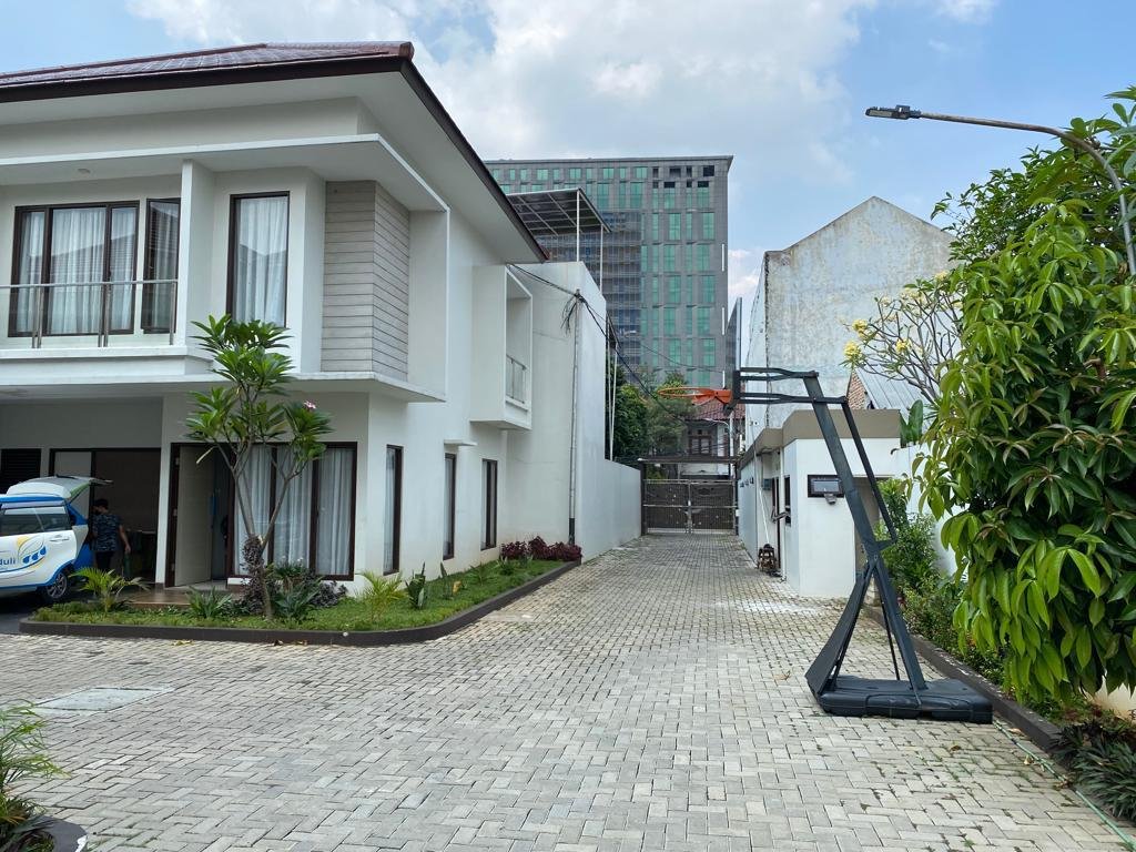 RUMAH 2 LANTAI LOKASI STRATEGIS DEKAT JALAN TB SIMATUPANG - 4
