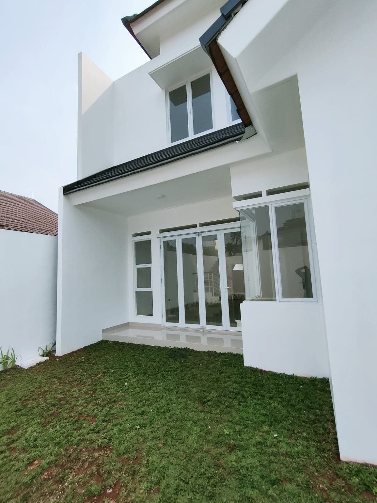 Rumah 2 Lantai dalam Cluster masih ada halaman belakang luas di cilandak jakarta selatan - 12