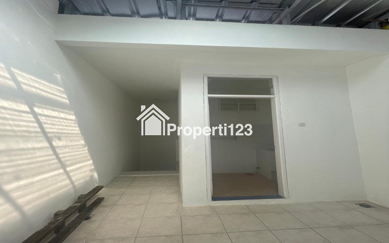 Rumah 2 Lantai Kota Wisata - 3