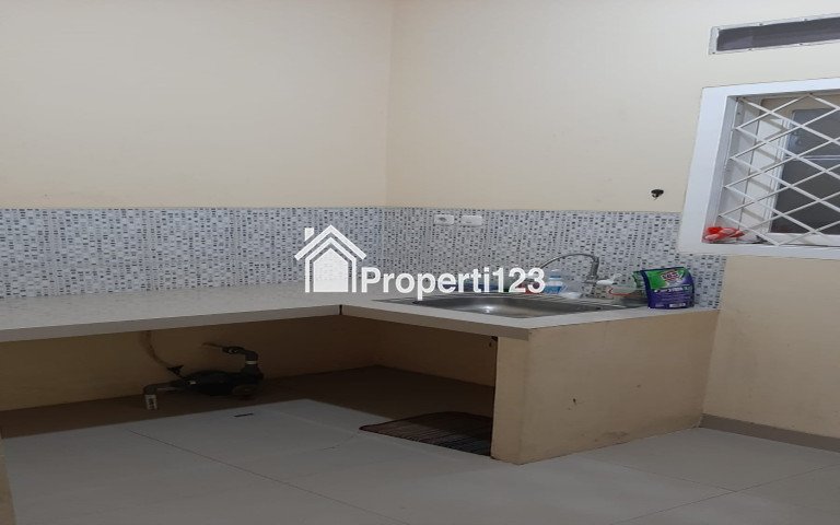 Rumah disewakan - 4