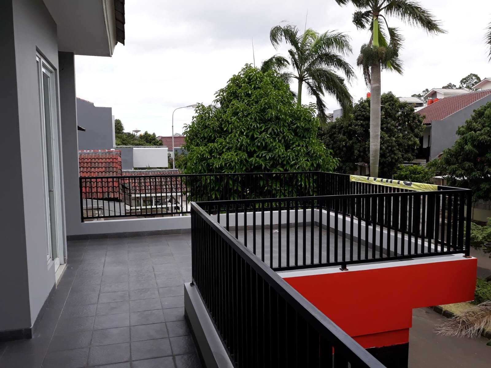 Dijual Rumah Victoria Residence, Karawaci Tangerang - 2
