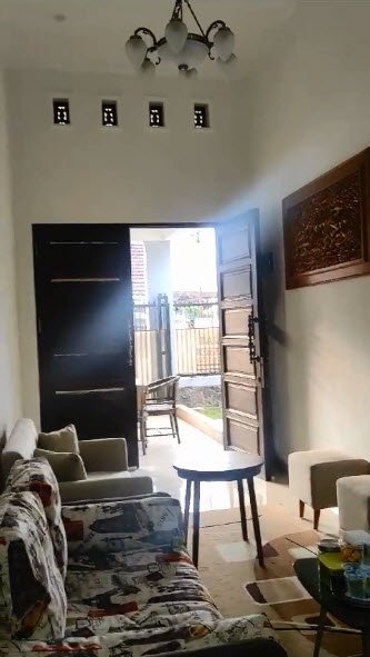 Rumah 2 Lantai Lokasi Strategis Jl Bunga Bunga - Lowokwari (Semi Furnished) - 4