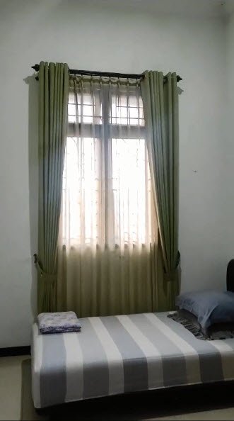 Rumah 2 Lantai Lokasi Strategis Jl Bunga Bunga - Lowokwari (Semi Furnished) - 10