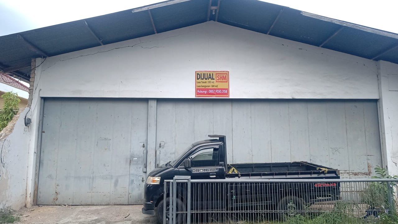 BU Dijual 2 Gudang di tengah kota cianjur - 1