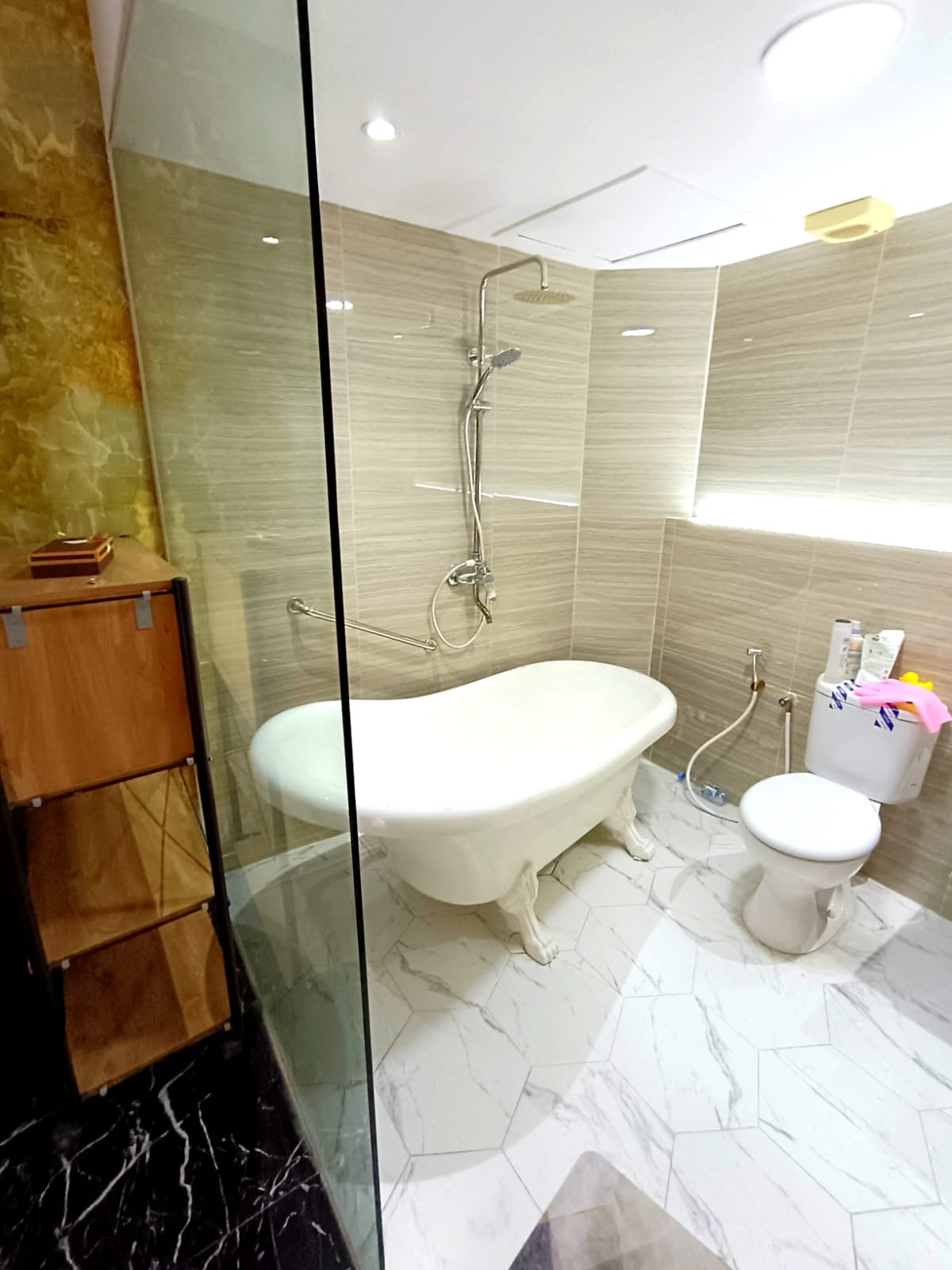 Disewakan Unit Apartemen Mediterania Palace Residence - 13