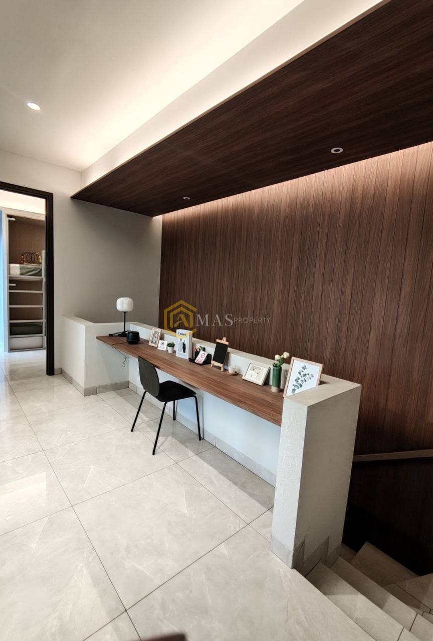 RUMAH MEWAH DI TELAGA KAHURIPAN SELATAN JAKARTA DENGAN AKSES MUDAH KE JAKARTA SELATAN - 20