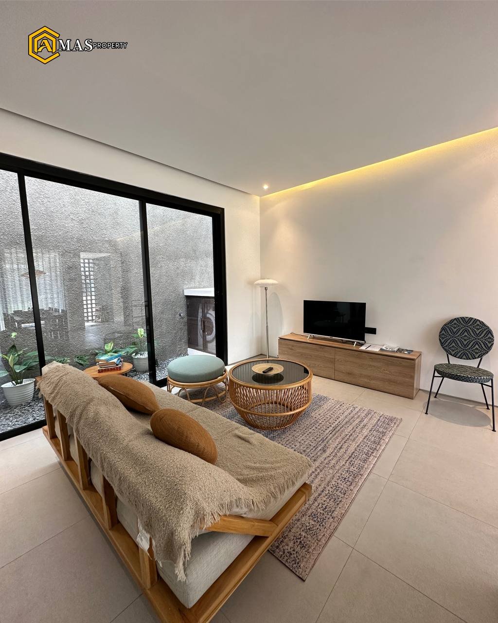 RUMAH MEWAH SERPONG BERGAYA MODERN TROPICAL HANYA 10 MENIT DARI BSD - 4