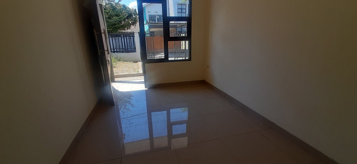 RUMAH BARU DI ARCAMANIK BANDUNG - 3