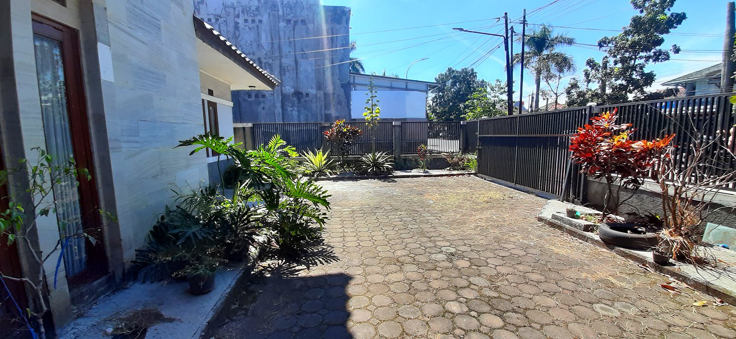 RUMAH MEWAH DI JALAN ARCAMANIK ENDAH KOTA BANDUNG - 11