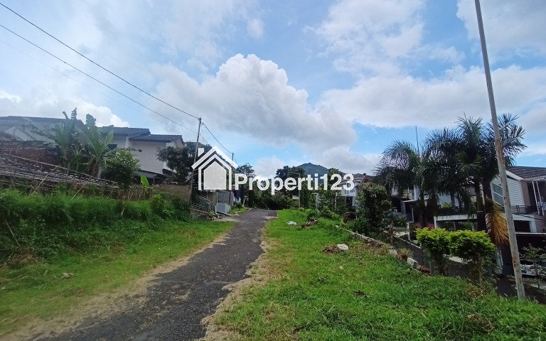 Dijual Tanah Kavling Siap Bangun Komplek  Panorama Jatinangor Sumedang – Luas 180 m2 SHM - 4