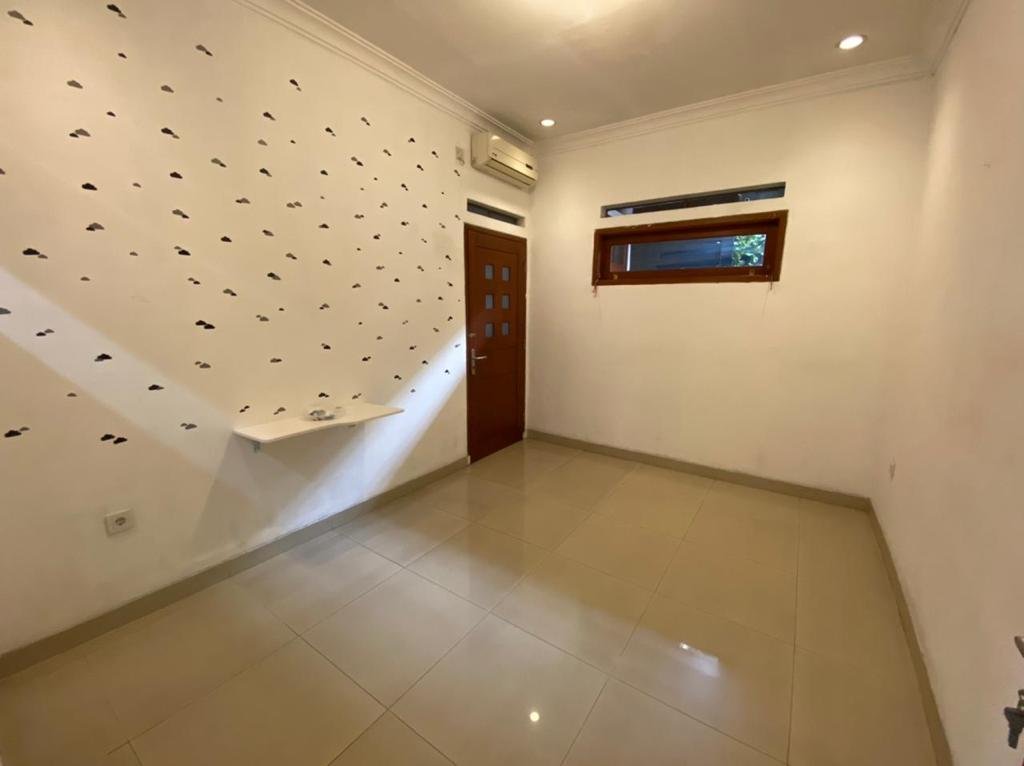 Rumah Mewah Bagus di Cipete, Siap Huni Hanya 6,2 Milyar saja - 3
