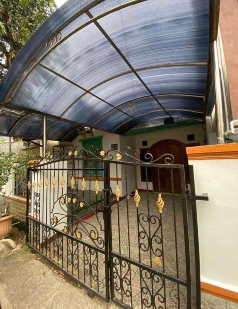 DIJUAL RUMAH DI PERUMAHAN TAMAN ROYAL 3 - 9