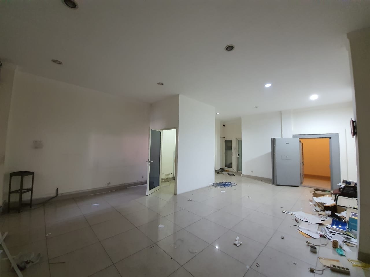 JUAL Ruko Strategis 2 Lantai Eks Kantor Bank di Krian, Sidoarjo. - 12