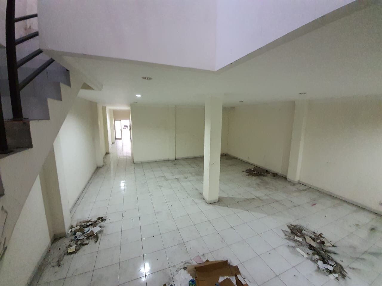 JUAL Ruko Strategis 2 Lantai Eks Kantor Bank di Krian, Sidoarjo. - 14