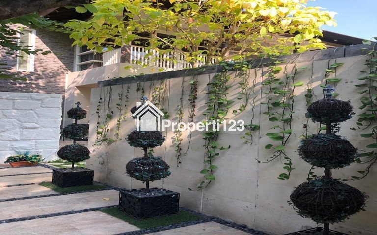 RUMAH MEWAH ASRI ISEN DARMO SURABAYA BARAT - 2
