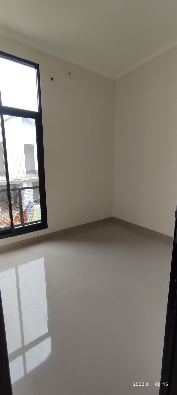 Rumah Dijual 2 Lantai Super Strategis dekat Stasiun di Serpong, BSD - 12