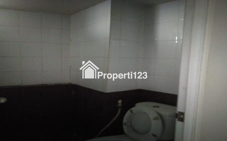 Dijual Apartemen The Green Pramuka City Studio Kosongan Tower Chrysant - 4