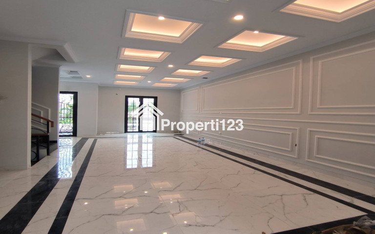Rumah Private Pool Jagakarsa Jakarta Selatan - 7