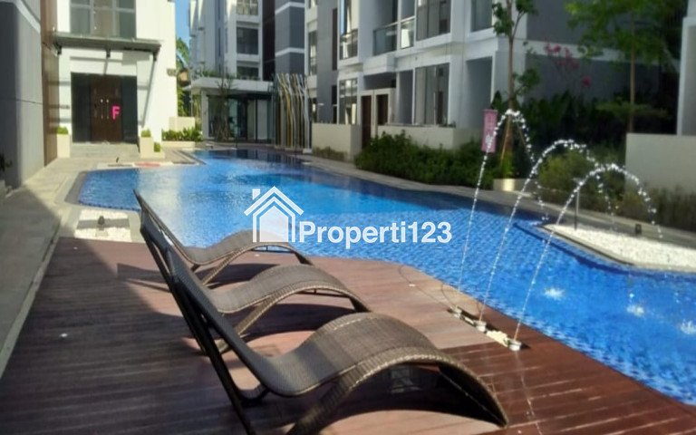 Vibrant, Stylish, Urban living at The Rosebay Apartment, Graha Famili, Surabaya - 7